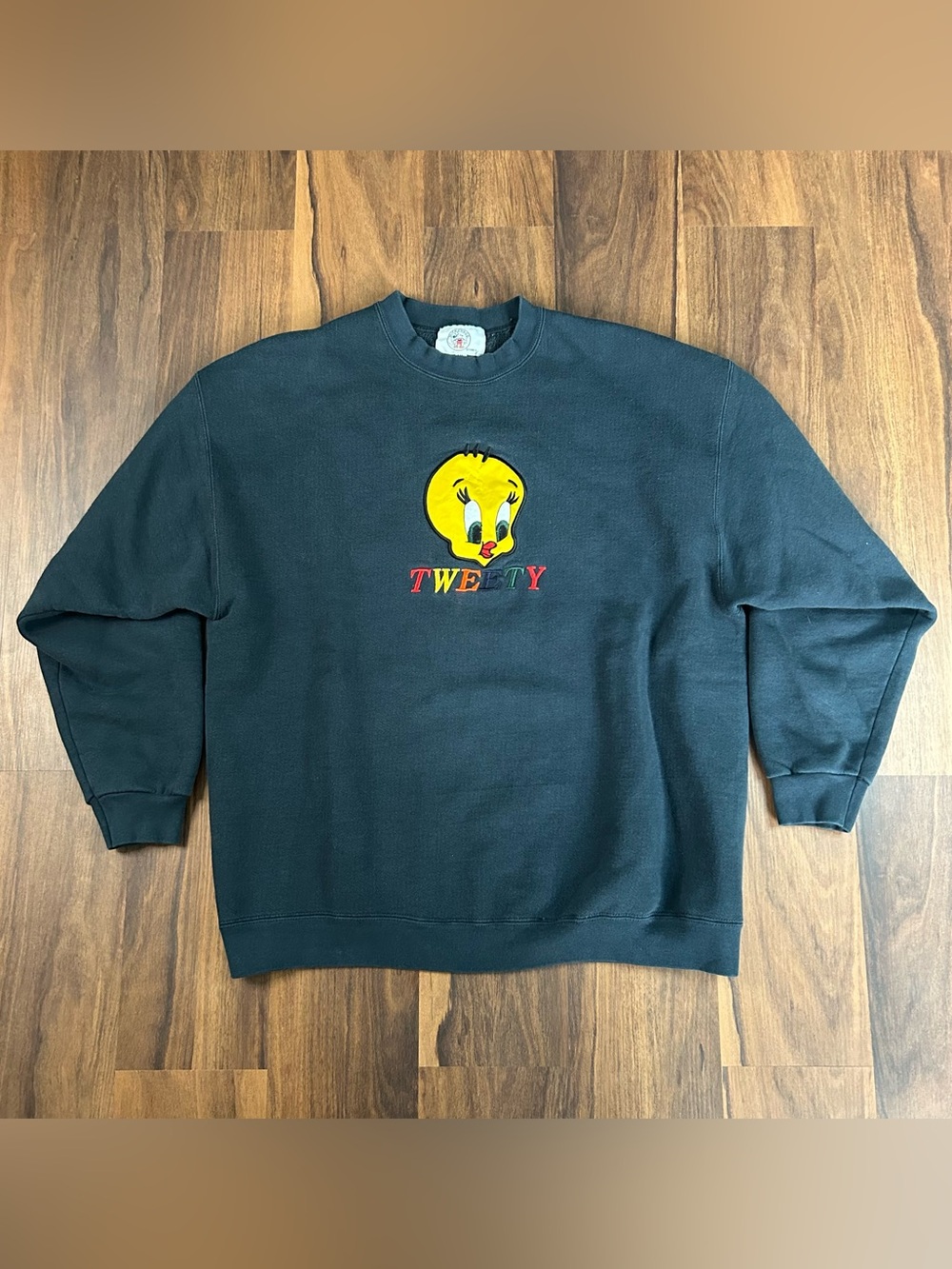Vintage 90s dark green Crewneck Sweater with Yellow embroidered Tweety Graphic
